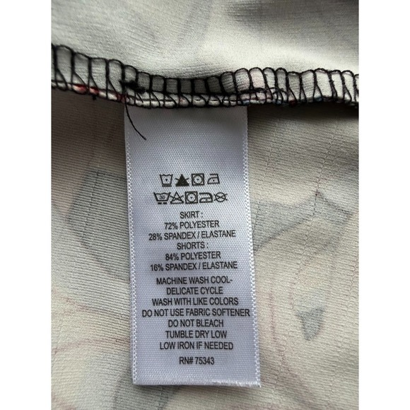 Tommy Bahama Golf Skort Size Large Multicolor Tropical Print Pockets Stretch - Picture 16 of 16